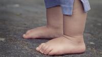 nohy feet-619399 960 720